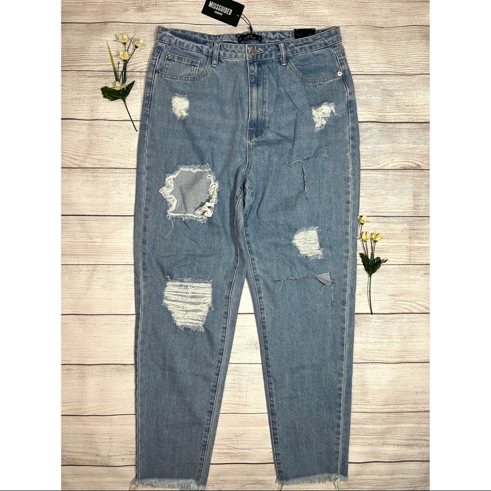 Misguided Denim Riot High Rise Slit Rip Mom Jeans - Picture 2 of 16